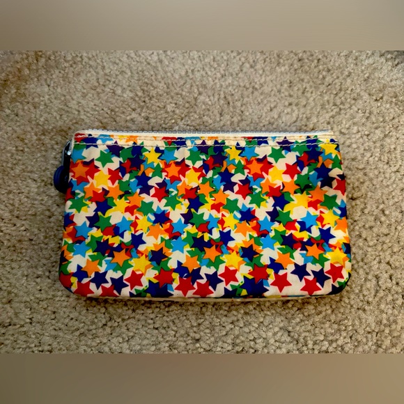 Kipling - Picture 2 of 6